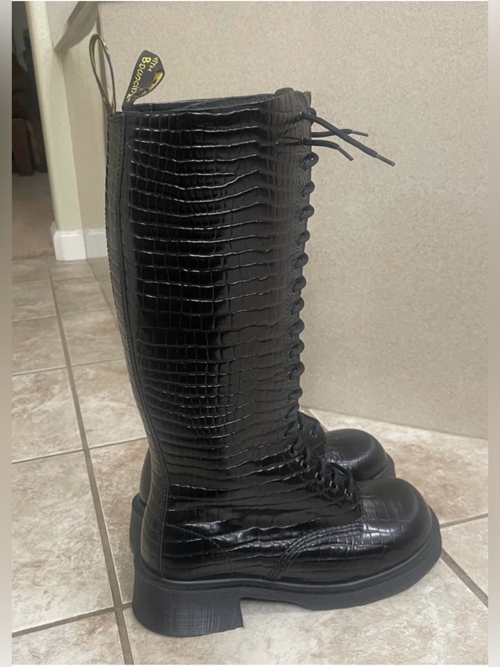RARE Dr Martens ENGLAND  9730 Croc Emboss Square Toe knee high Boots. Women's 10 - Picture 7 of 16